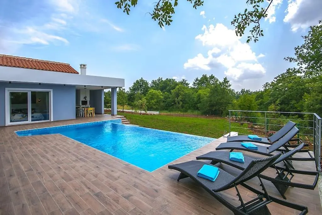 Villa Sicutti By Istrialux Sivati 0*,  Croatia